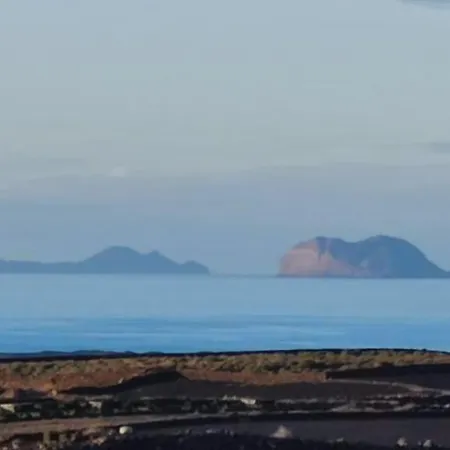 Paisaje Lunar דירה *